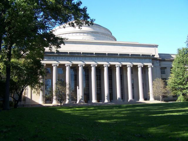 世界理工大学之最——麻省理工学院