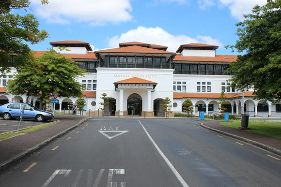 2016年新西兰梅西大学qs世界大学排名